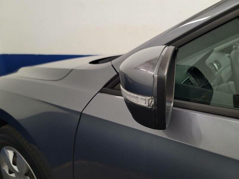 2014 Volkswagen Passat Image 3