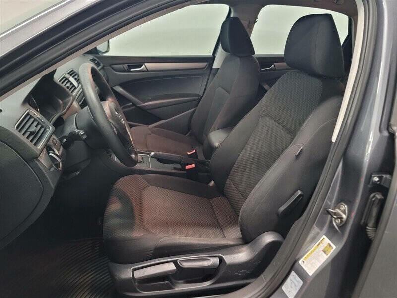 2014 Volkswagen Passat Image 5