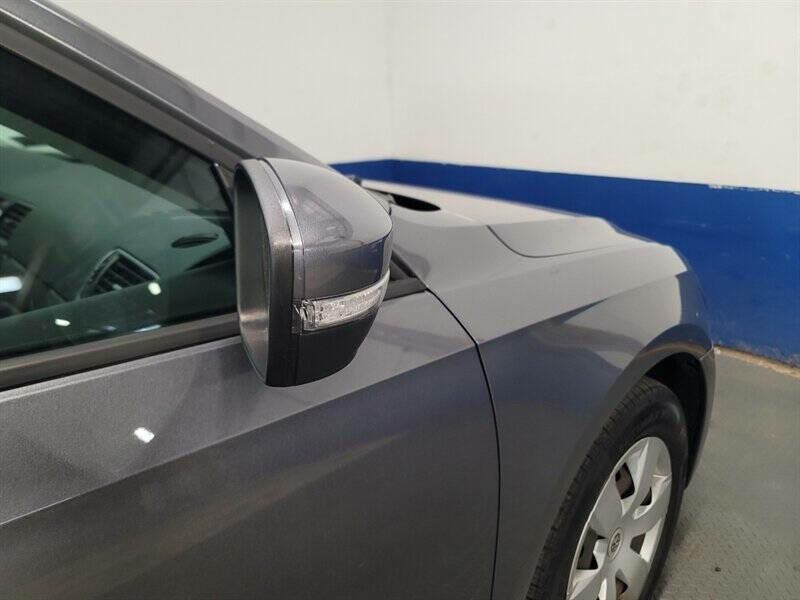 2014 Volkswagen Passat Image 22