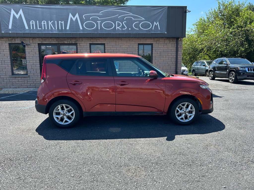 2021 Kia Soul Image 8