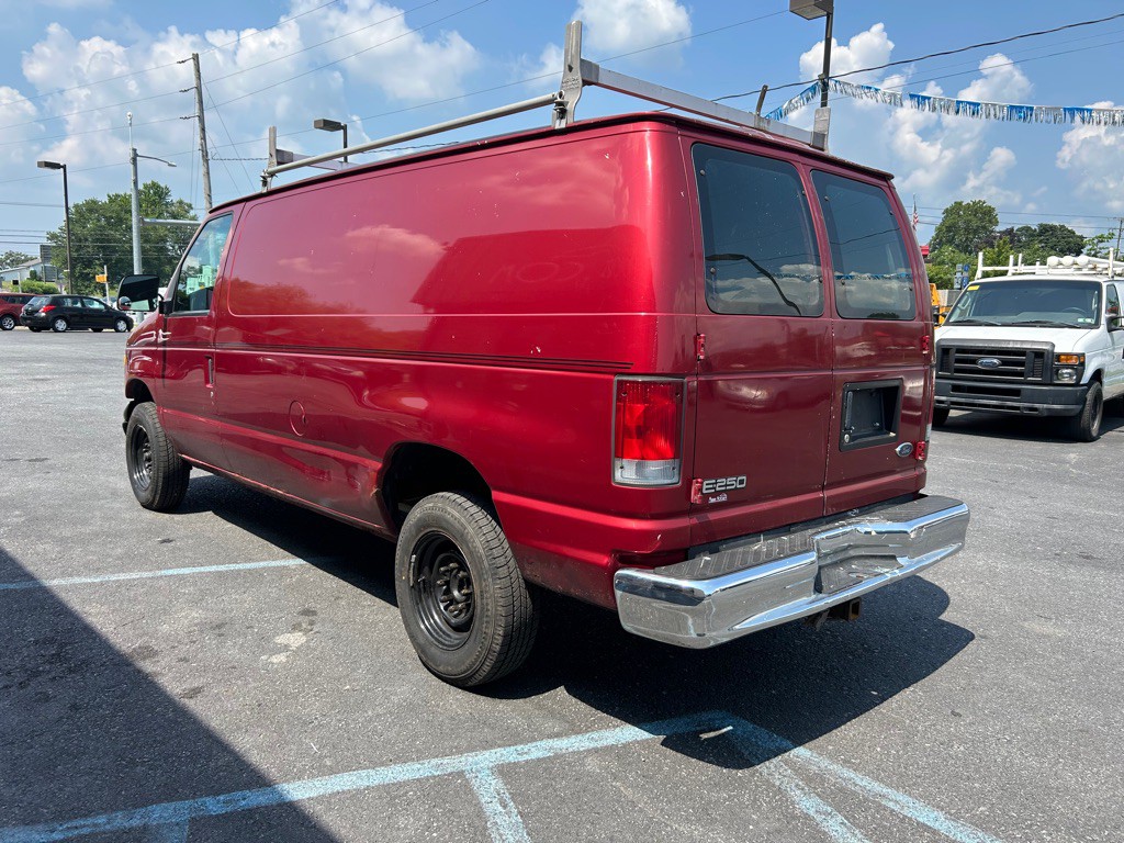 2000 Ford Econoline Image 5