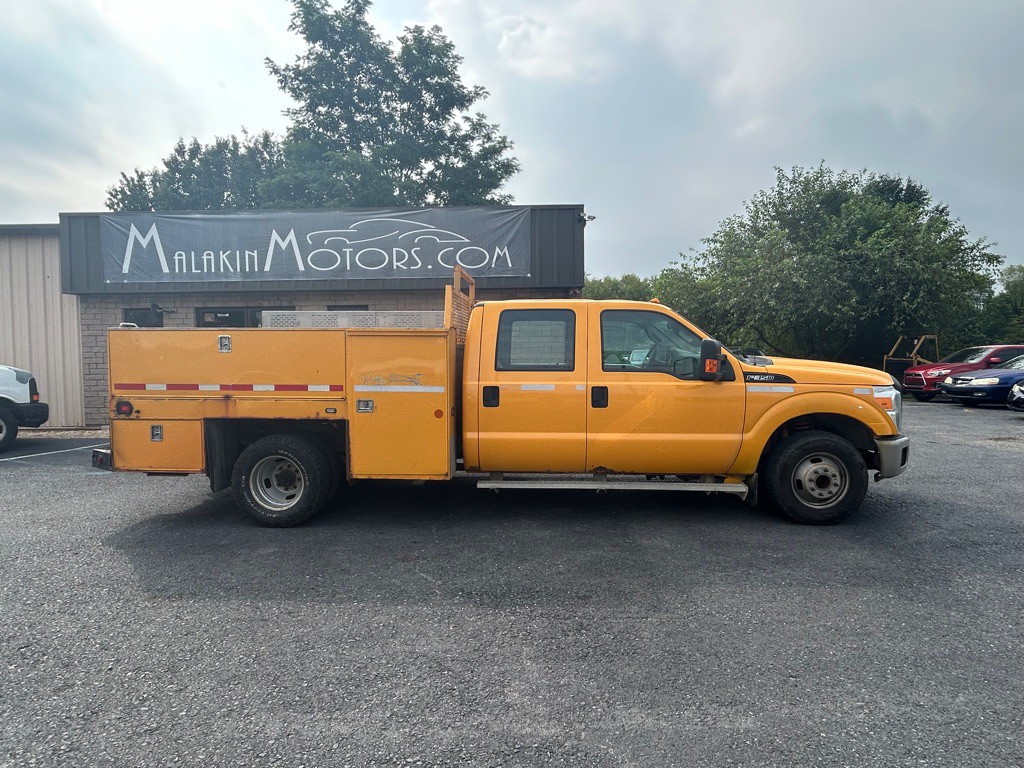 2015 Ford F-350 Image 2