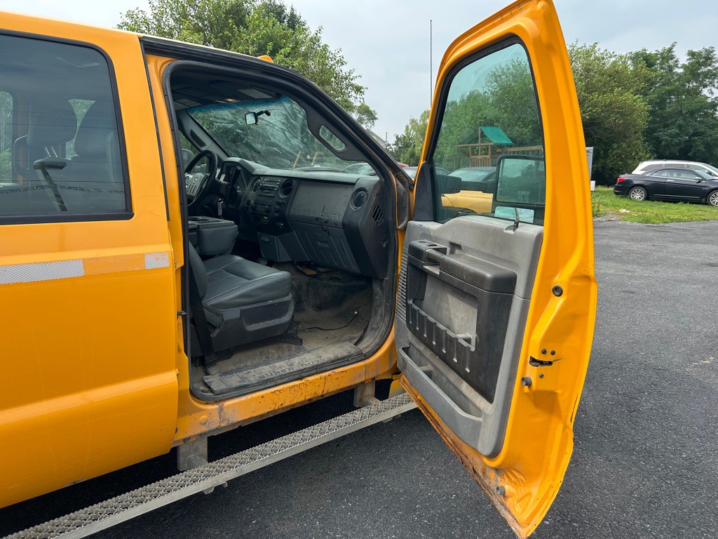 2015 Ford F-350 Image 14