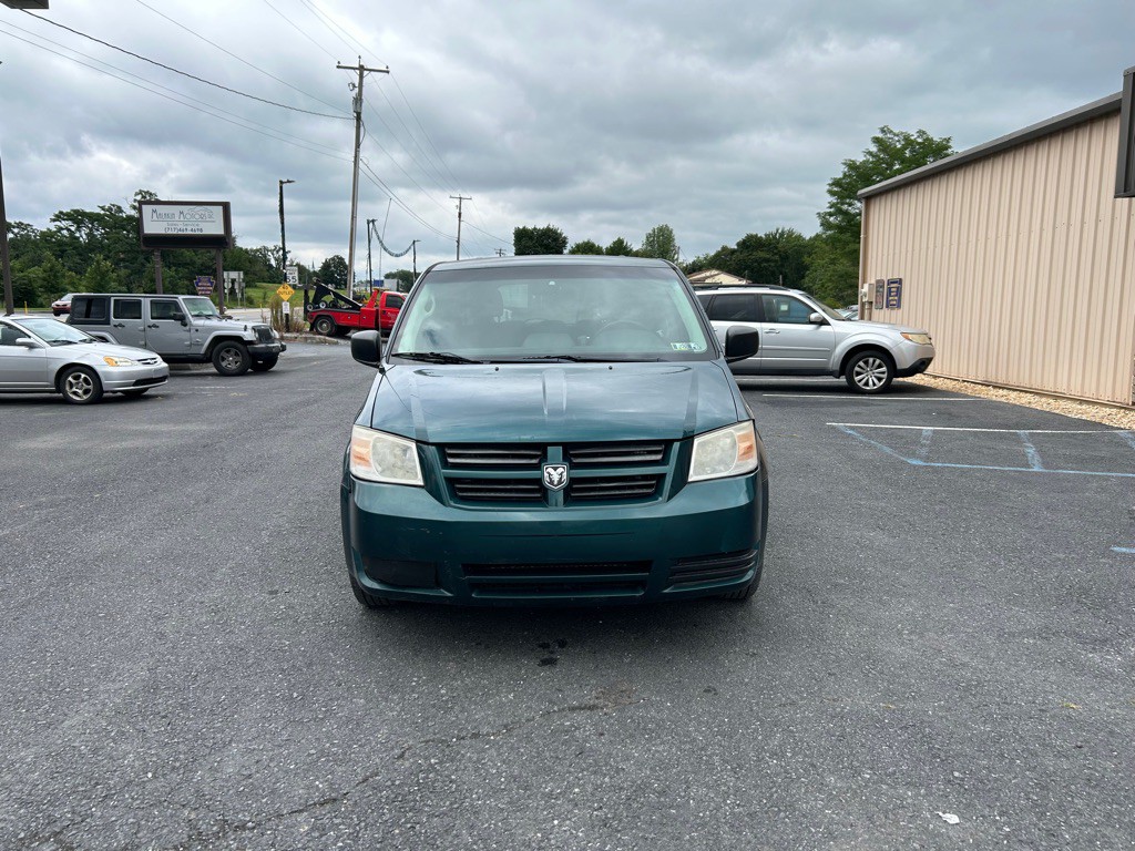 2009 Dodge Grand Caravan Image 2