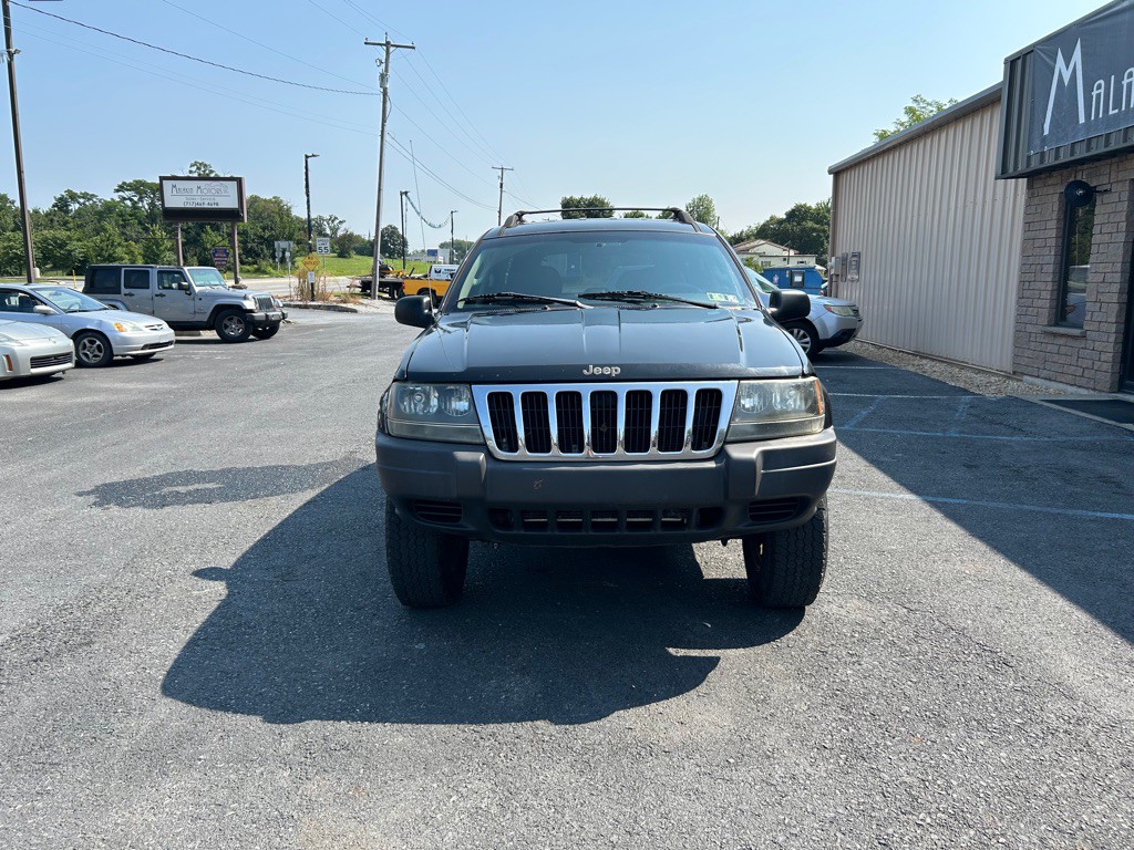 2003 Jeep Grand Cherokee Image 2