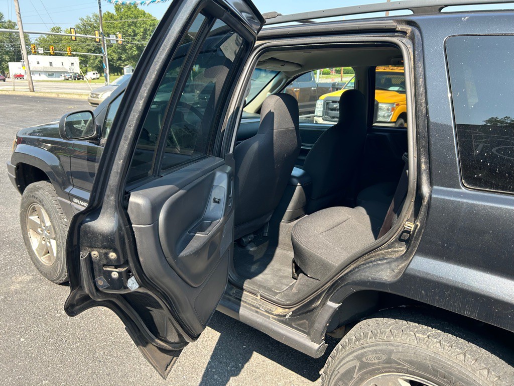 2003 Jeep Grand Cherokee Image 10