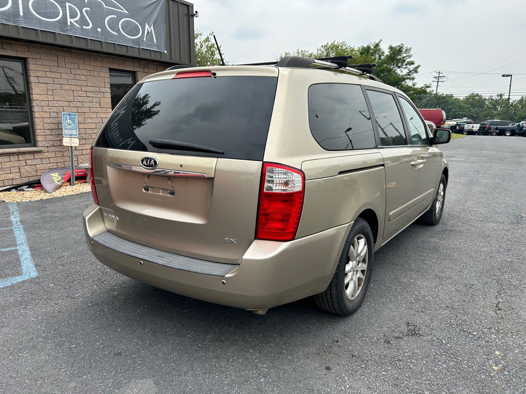 2009 Kia Sedona Image 6