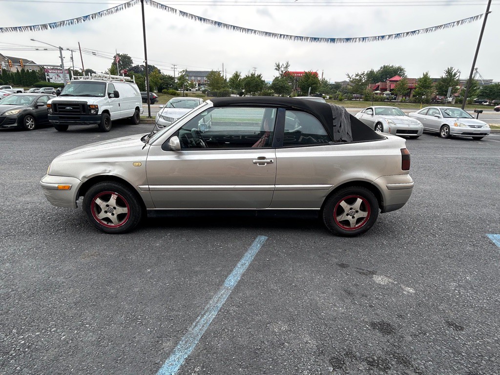 2000 Volkswagen Cabrio Image 4