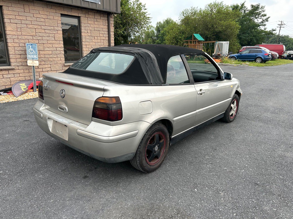 2000 Volkswagen Cabrio Image 7