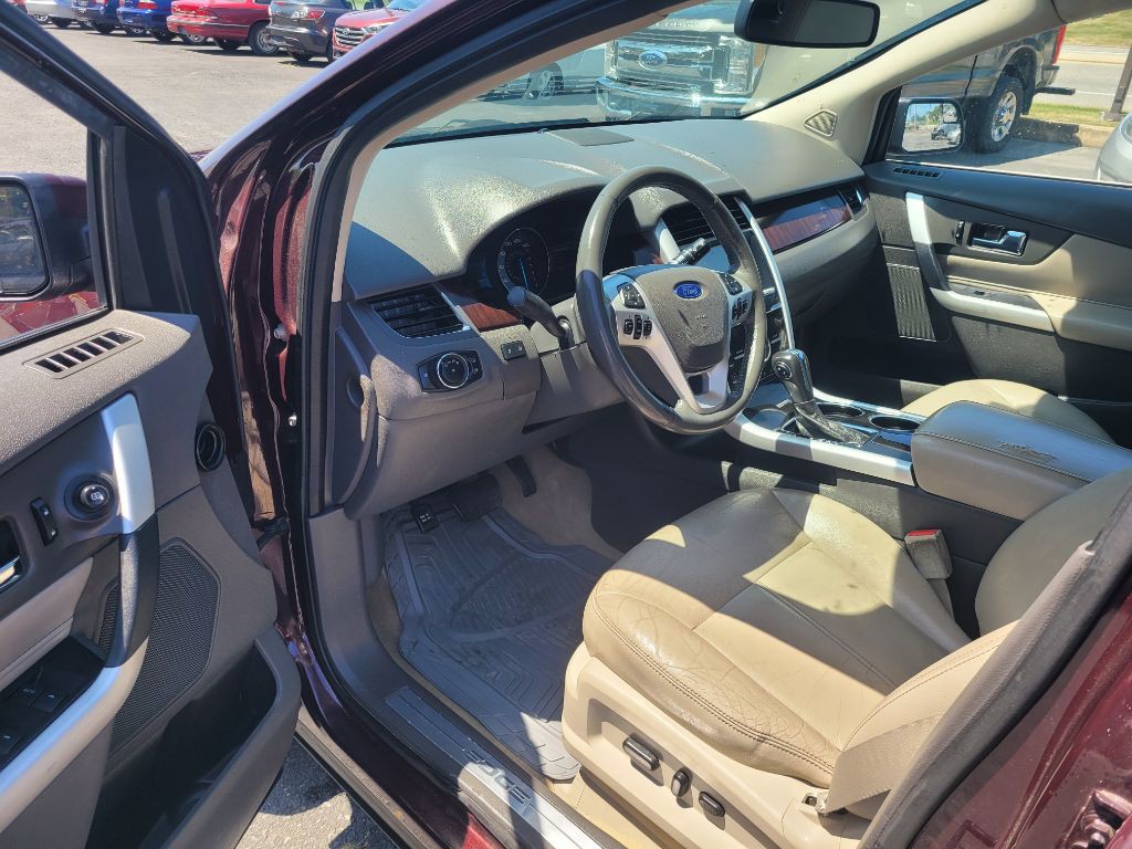 2011 Ford Edge Image 10