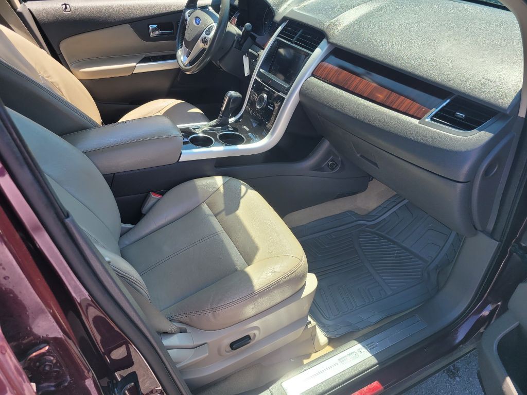 2011 Ford Edge Image 12