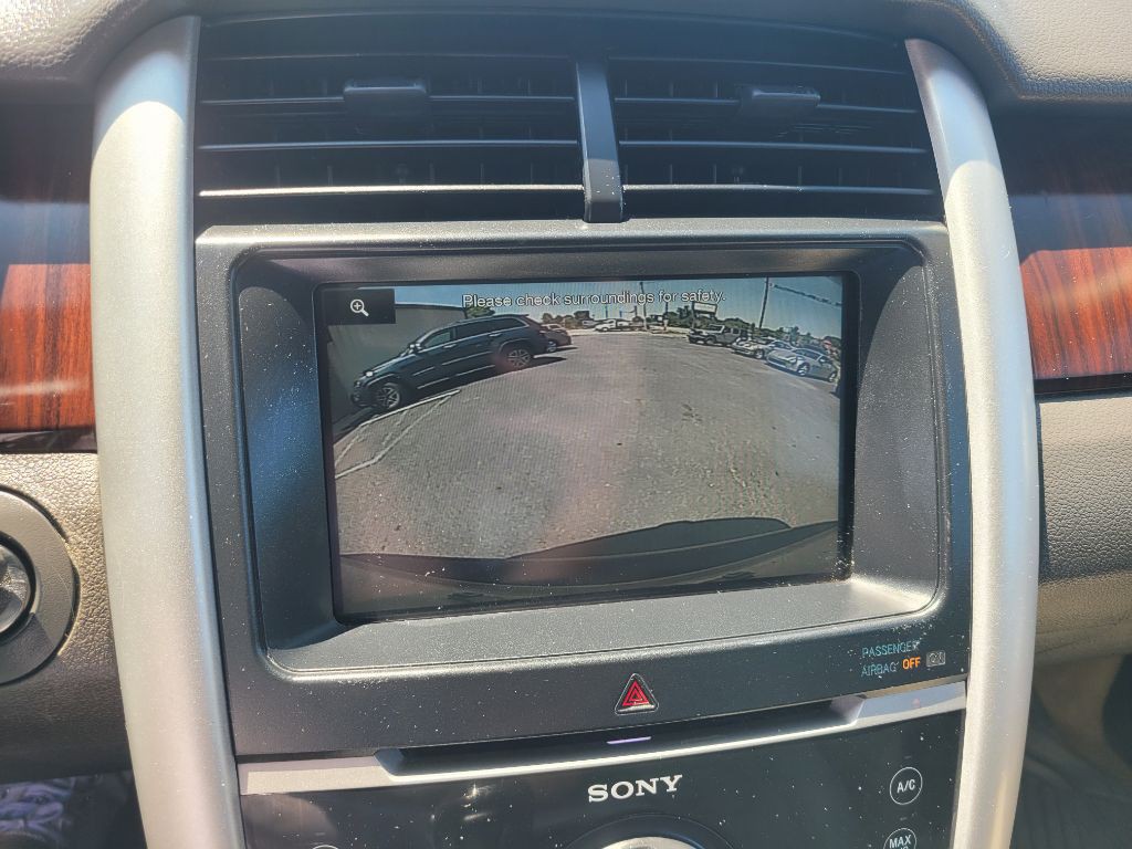 2011 Ford Edge Image 17