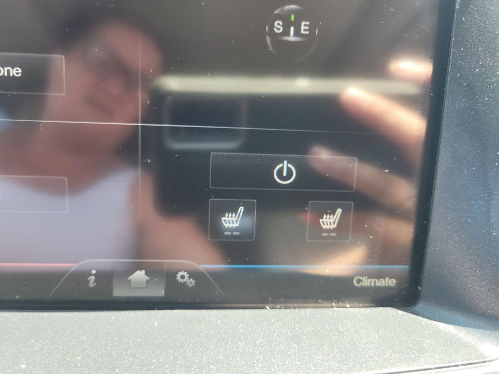 2011 Ford Edge Image 18