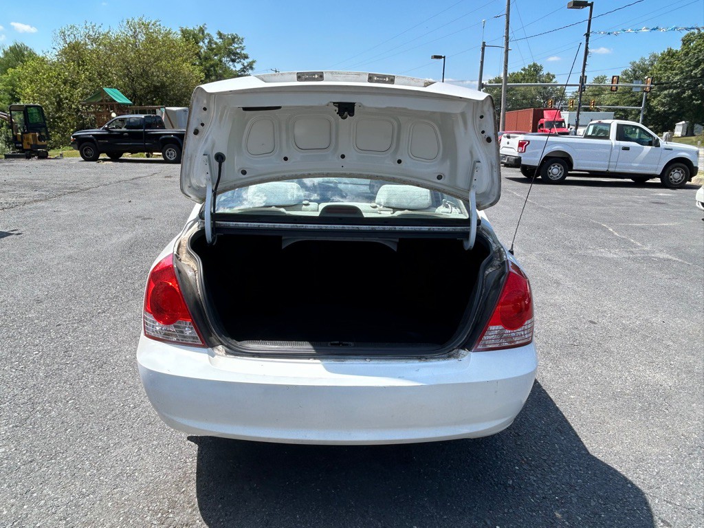 2006 Hyundai Elantra Image 13