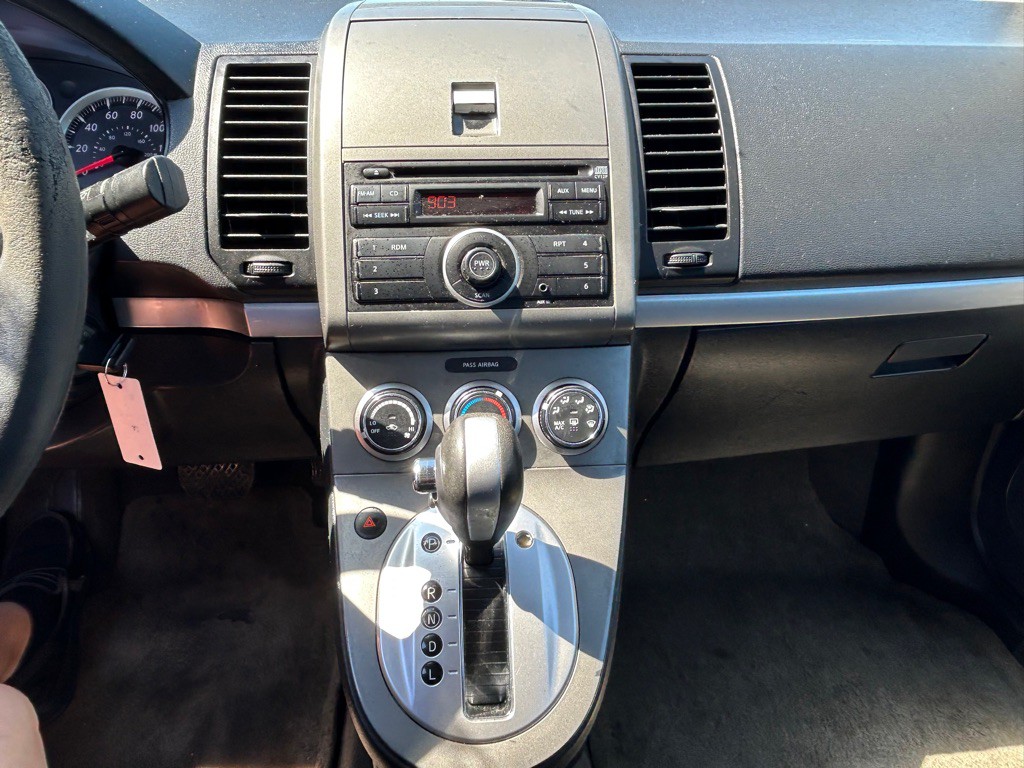 2012 Nissan Sentra Image 15