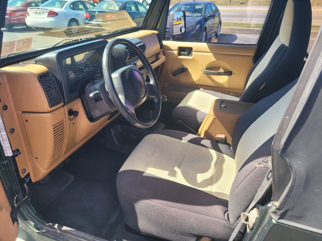 1997 Jeep Wrangler Image 9
