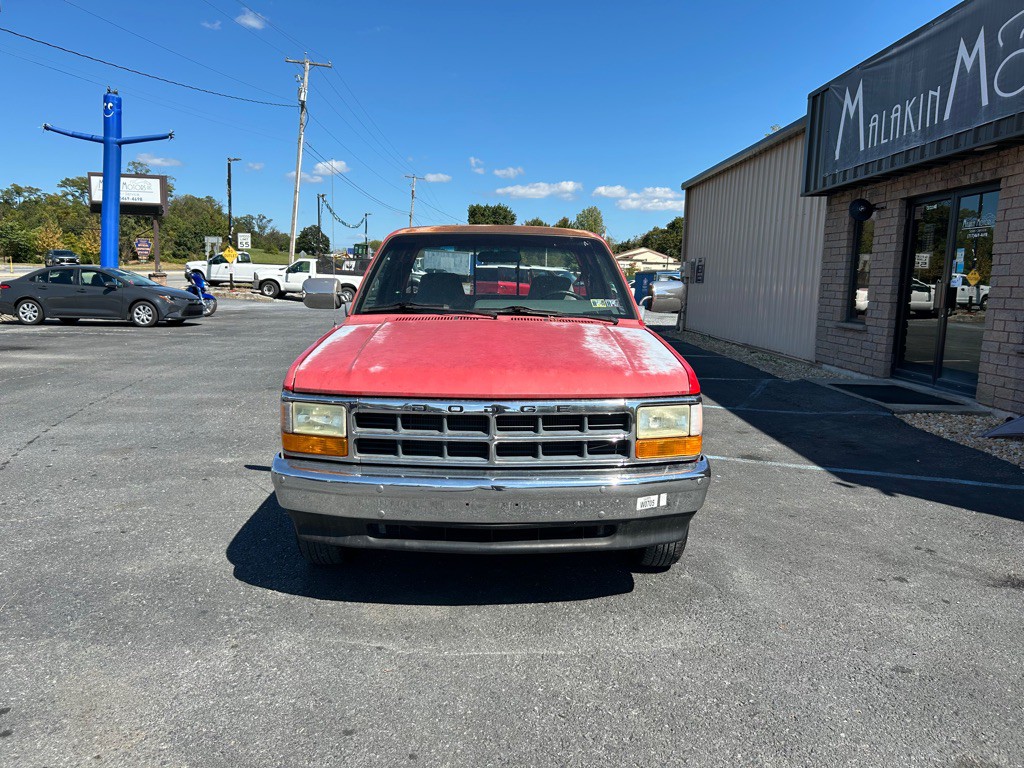 1995 Dodge Dakota Image 2