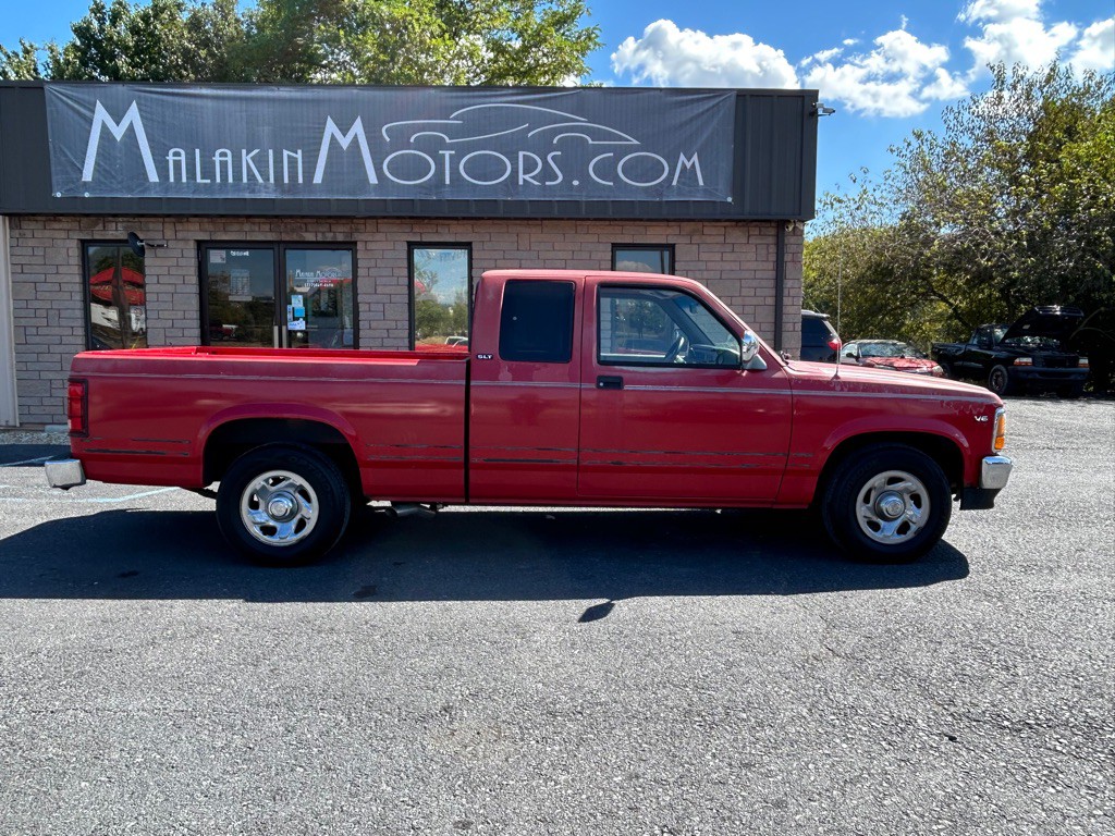 1995 Dodge Dakota Image 8