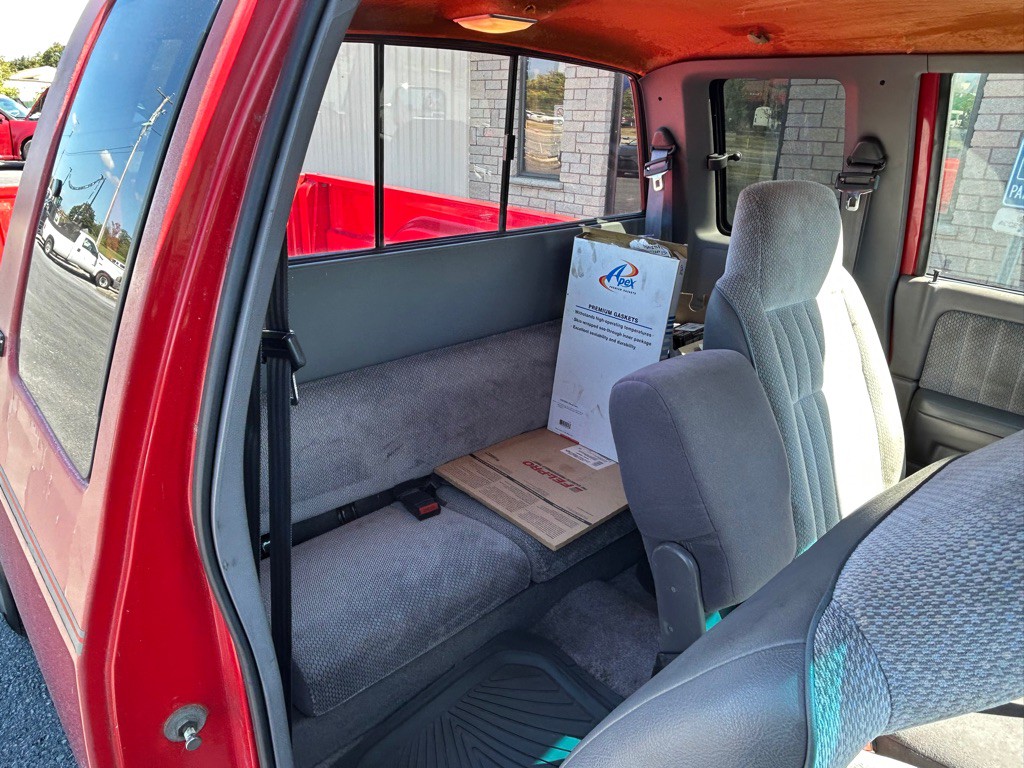 1995 Dodge Dakota Image 12