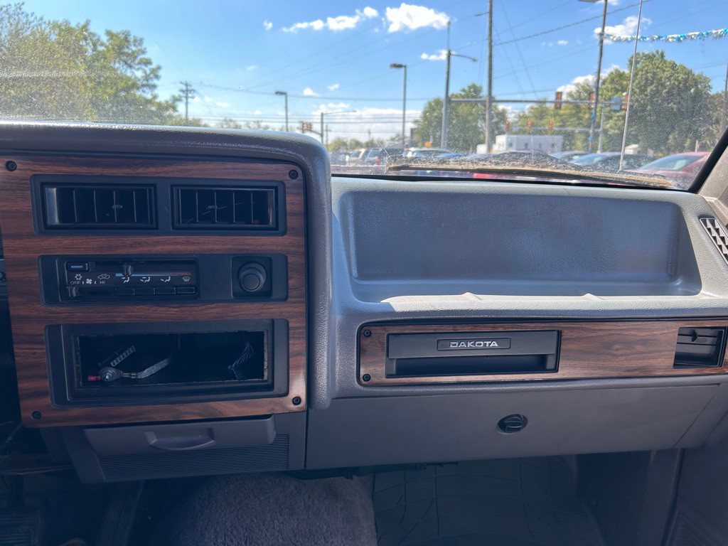 1995 Dodge Dakota Image 17