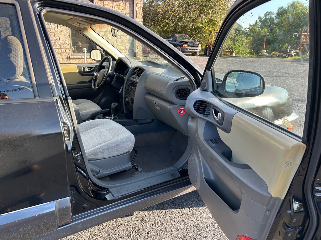 2005 Hyundai Santa Fe Image 11