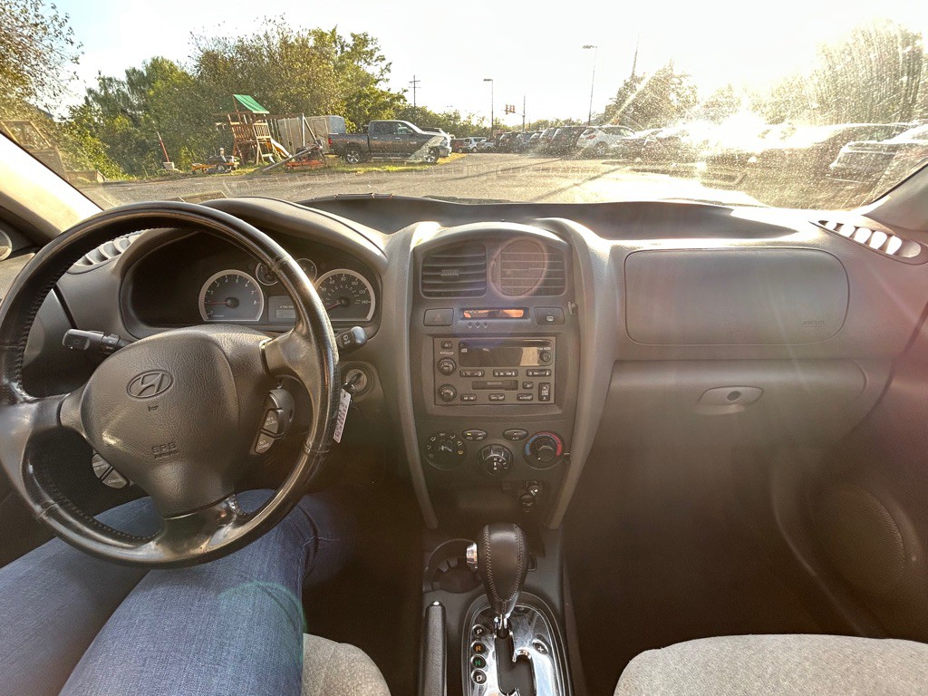 2005 Hyundai Santa Fe Image 14