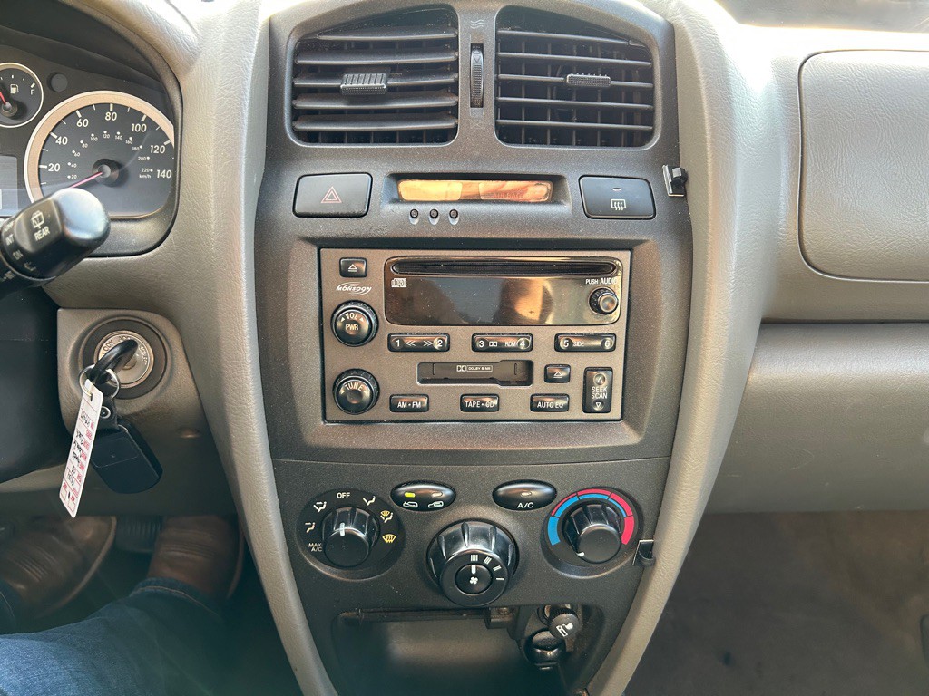 2005 Hyundai Santa Fe Image 16