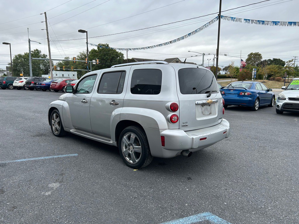 2011 Chevrolet HHR Image 5