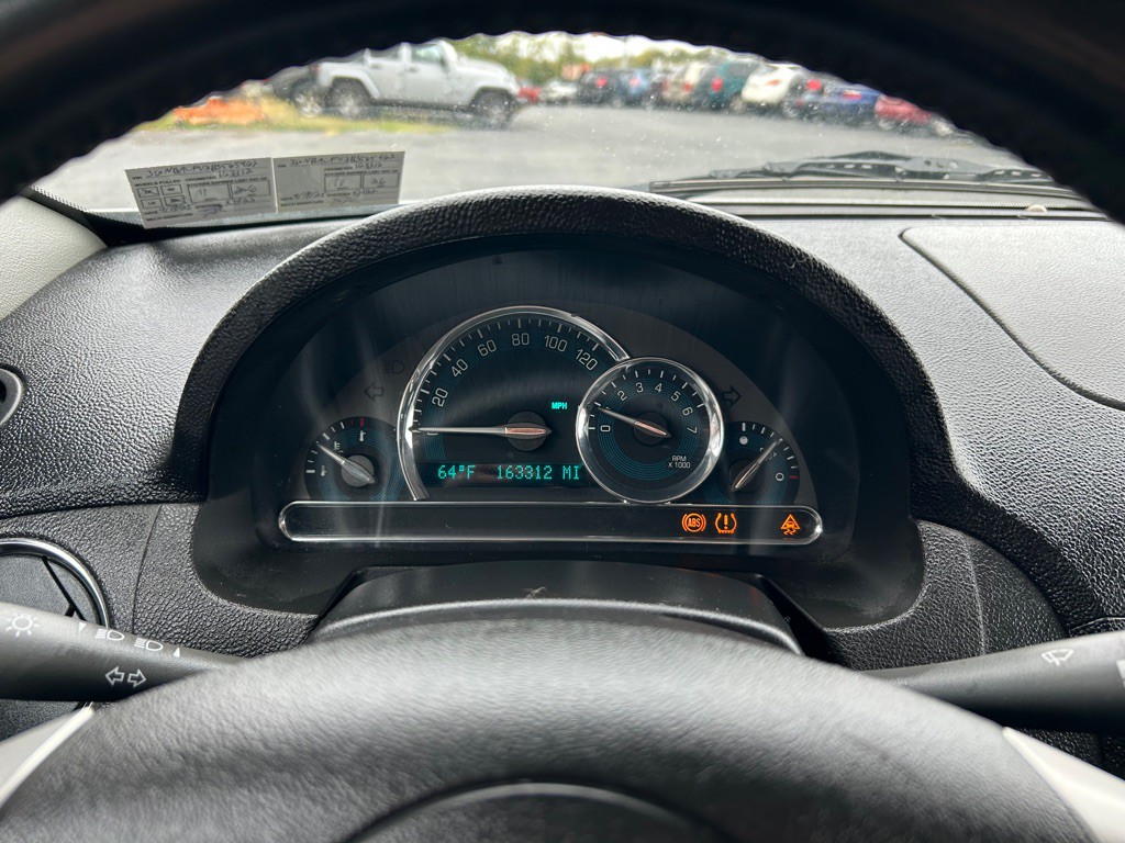 2011 Chevrolet HHR Image 17