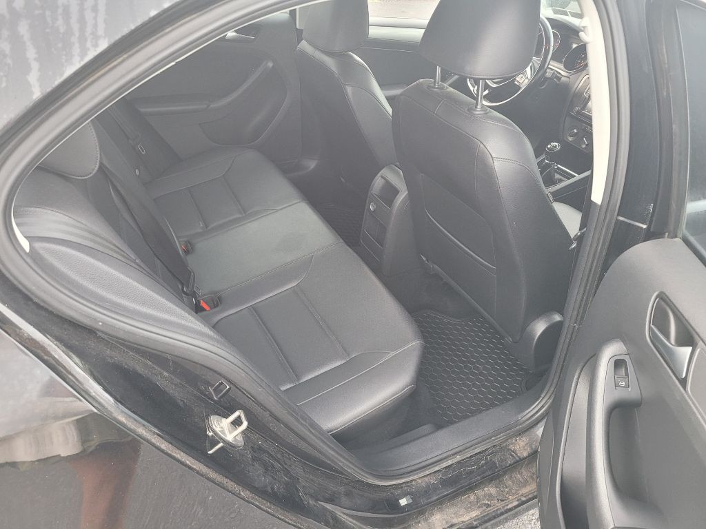 2018 Volkswagen Jetta Image 12