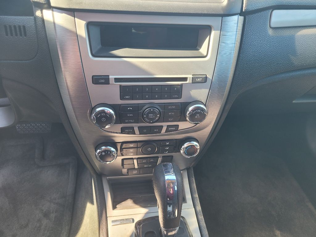 2011 Ford Fusion Image 13
