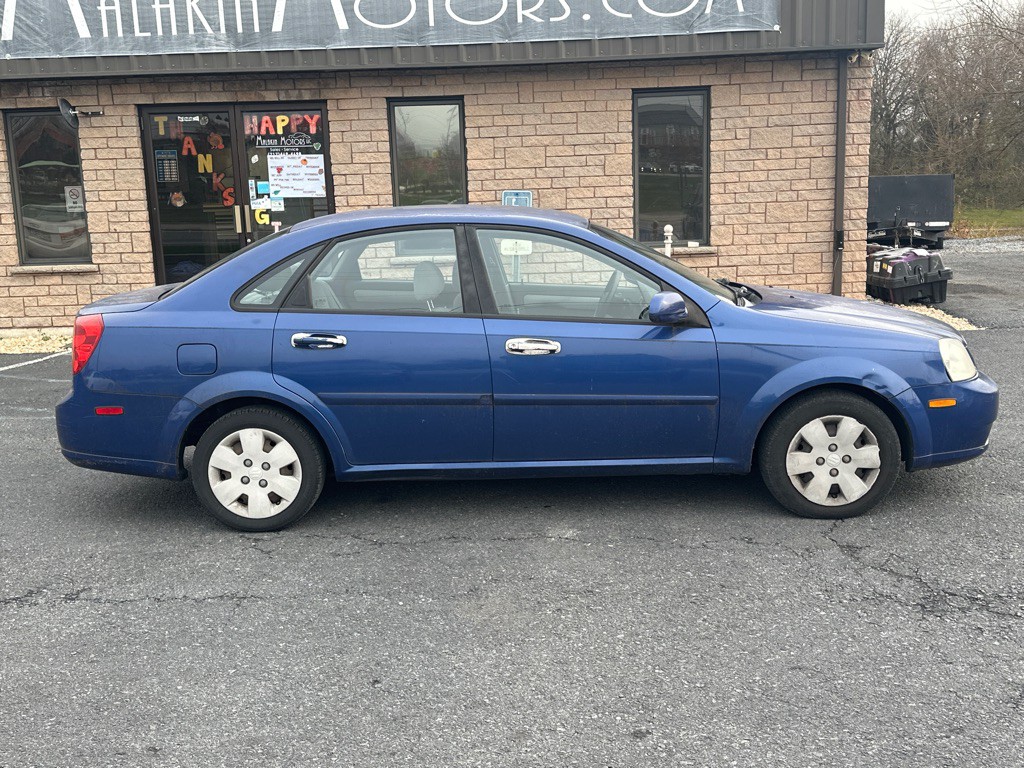 2006 Suzuki Forenza Image 2