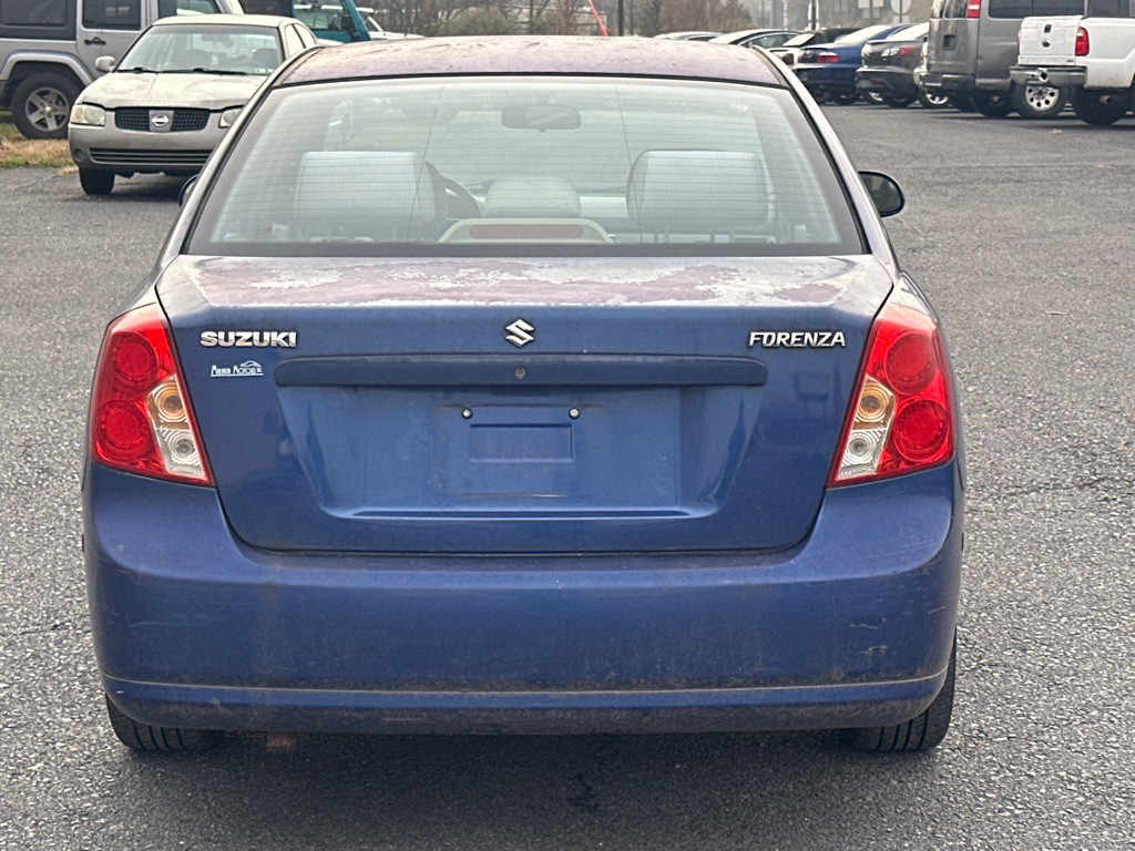 2006 Suzuki Forenza Image 4