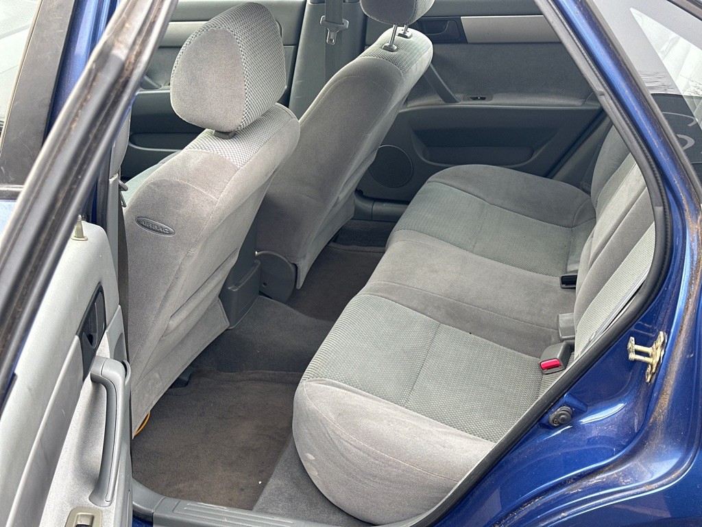 2006 Suzuki Forenza Image 10