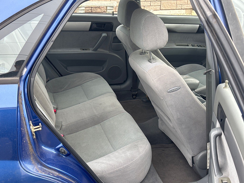 2006 Suzuki Forenza Image 11