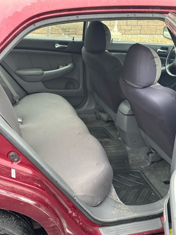 2005 Honda Accord Image 11