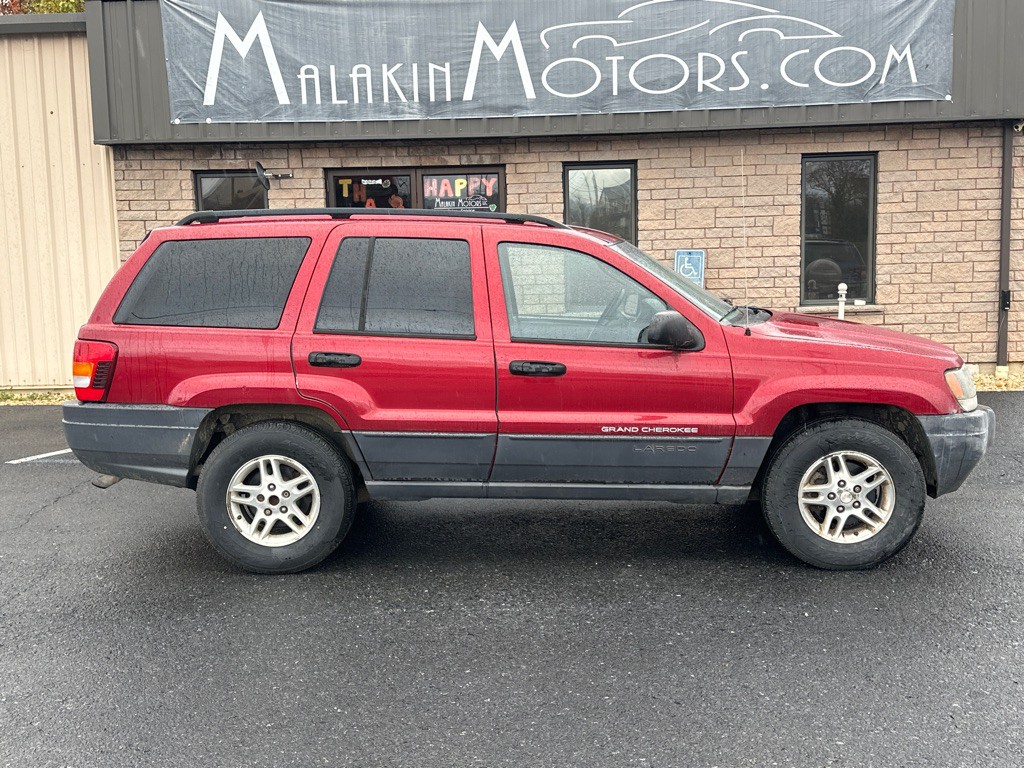2004 Jeep Grand Cherokee Image 2