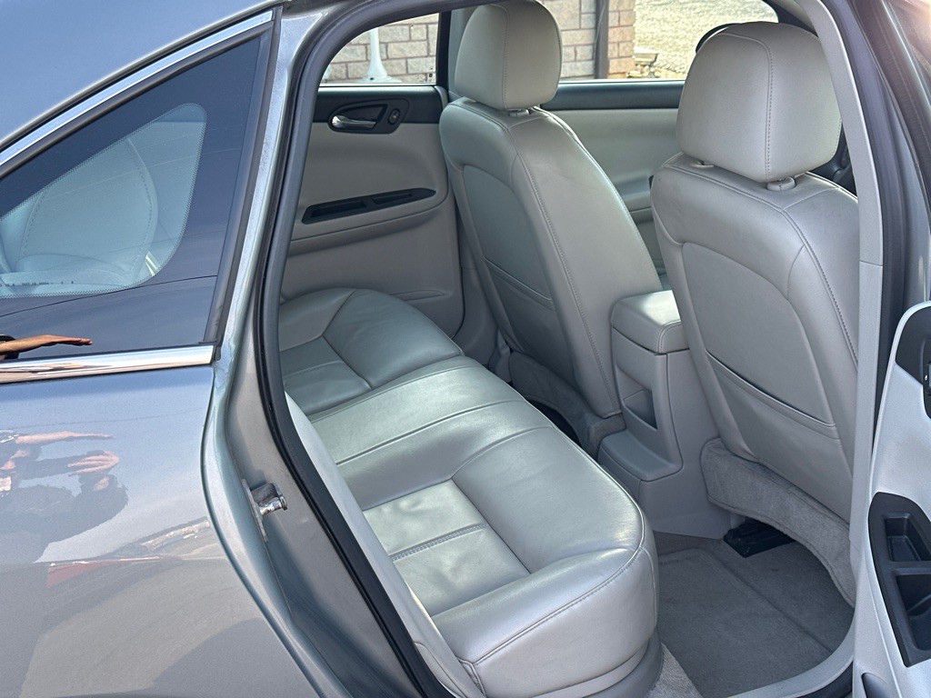 2007 Chevrolet Impala Image 11