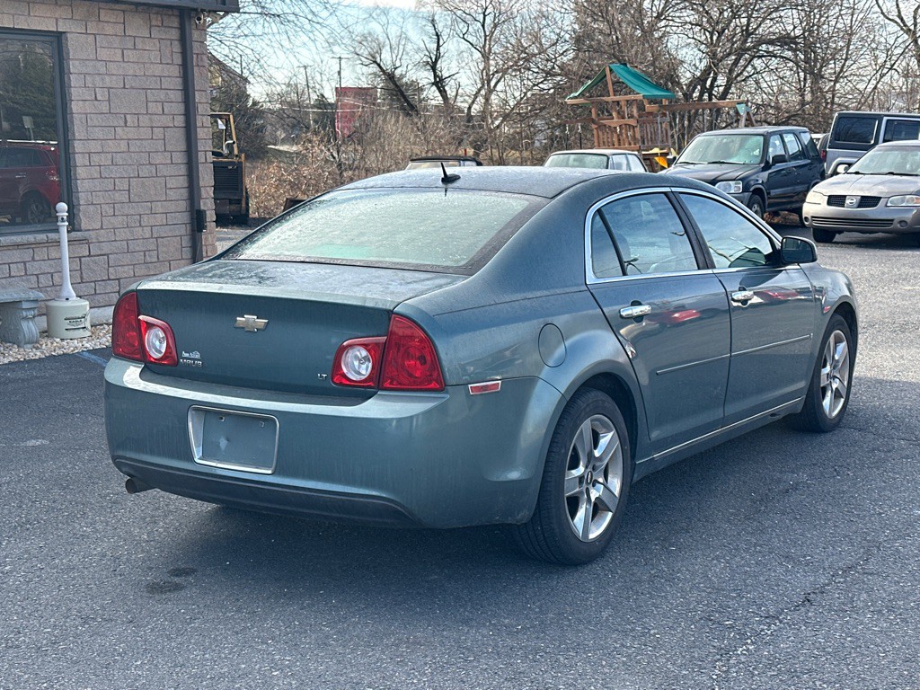 2009 Chevrolet Malibu Image 3