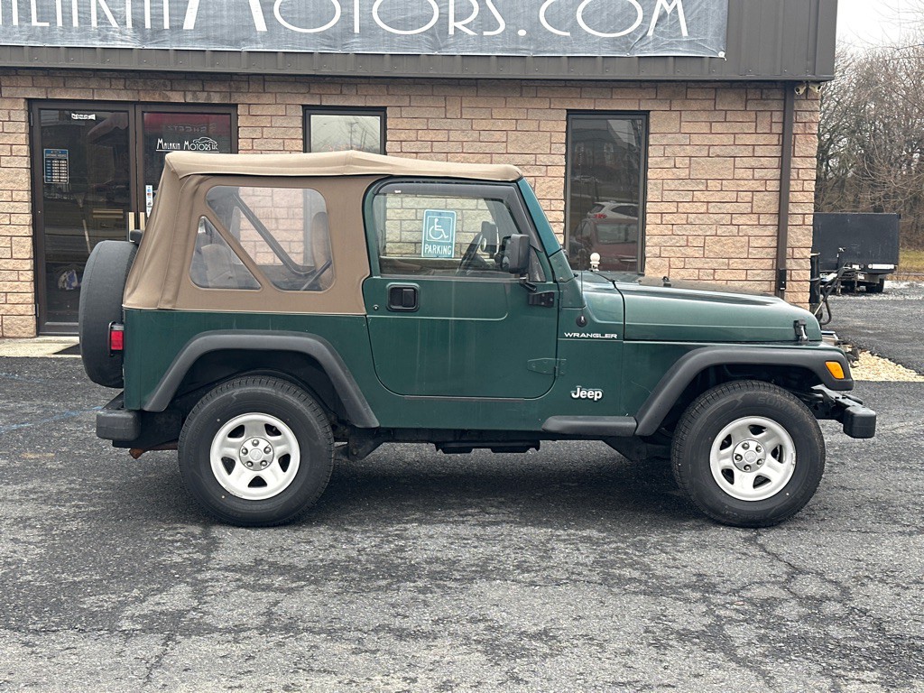 2001 Jeep Wrangler Image 2