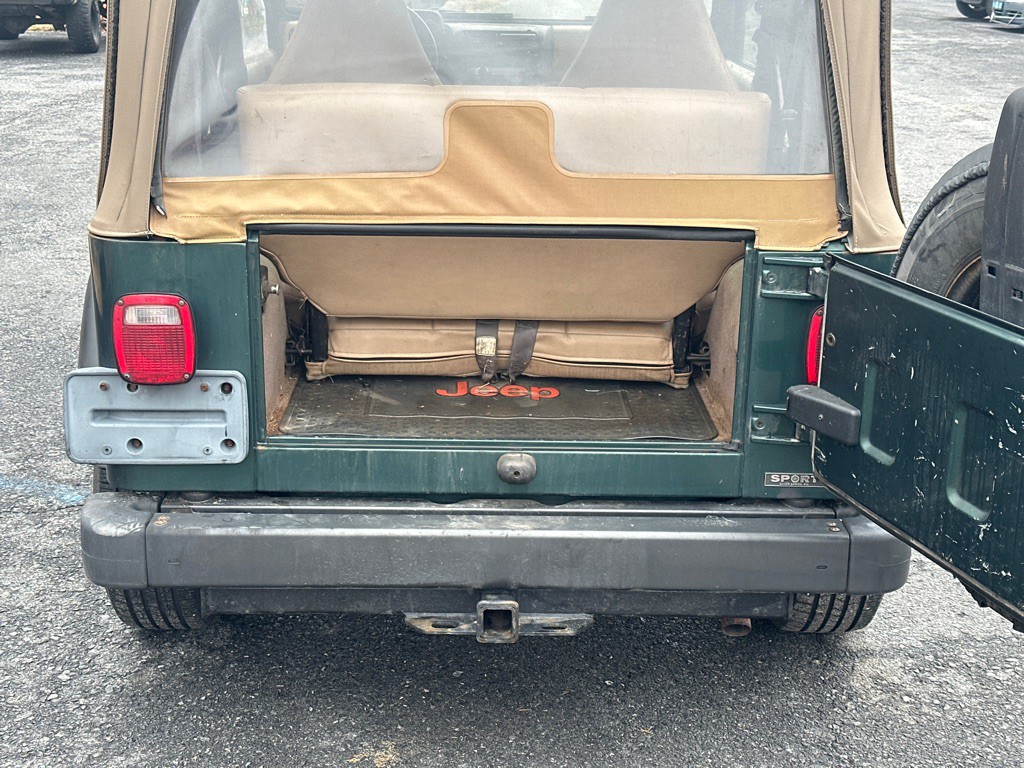 2001 Jeep Wrangler Image 10