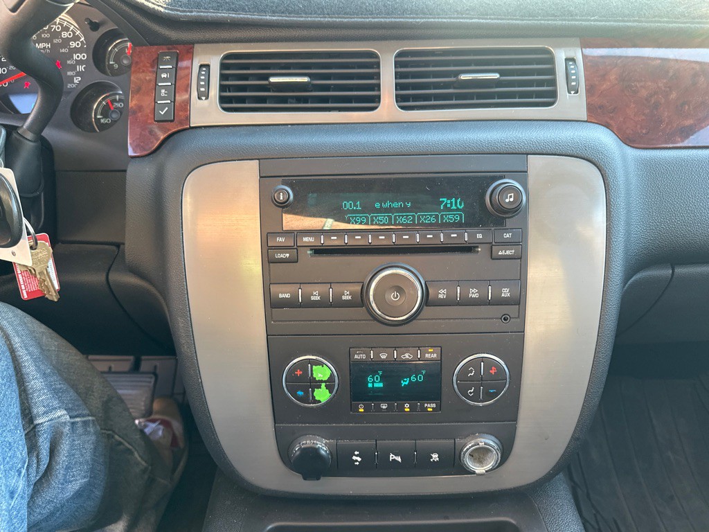 2009 GMC Yukon Image 16