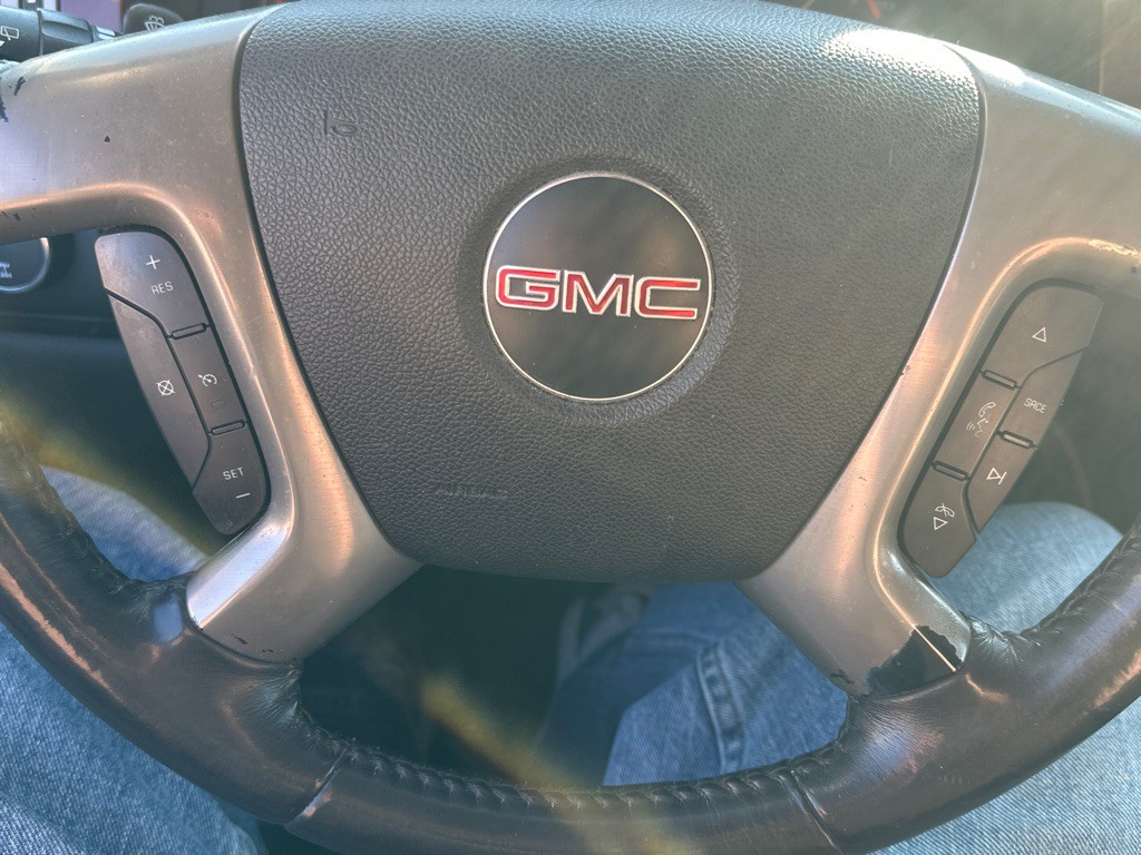 2009 GMC Yukon Image 18