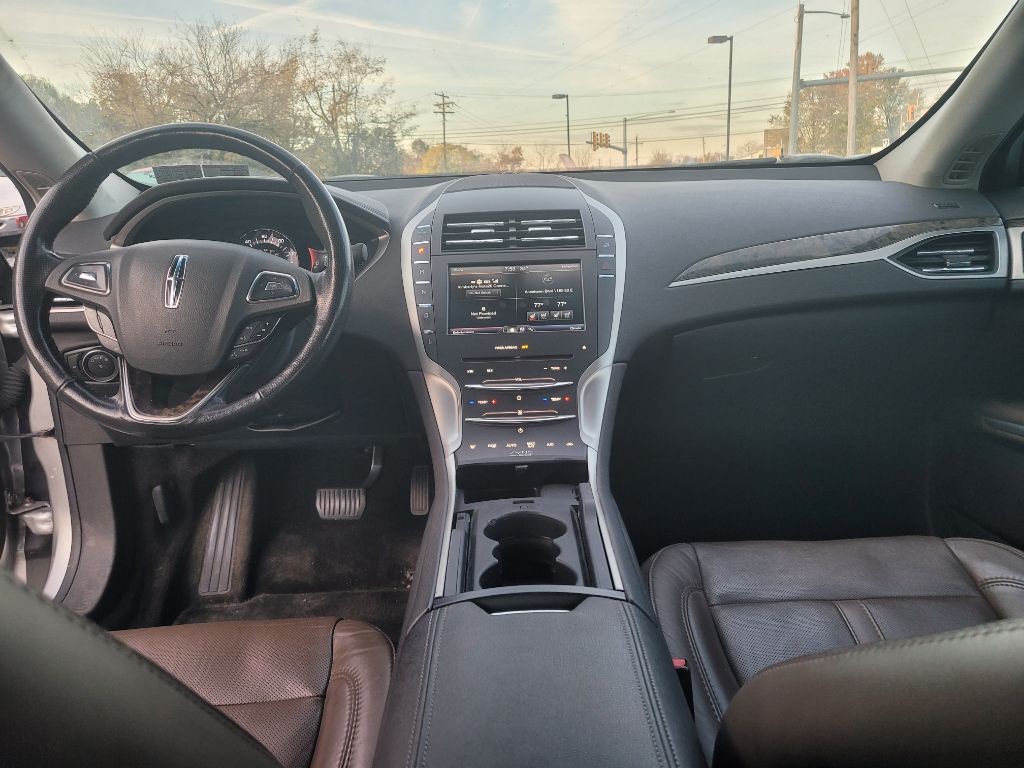 2013 Lincoln MKZ Image 13