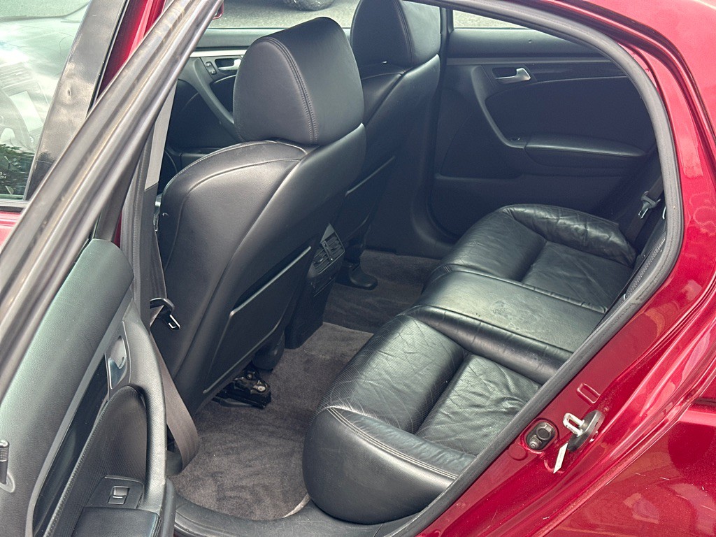 2005 Acura TL Image 10