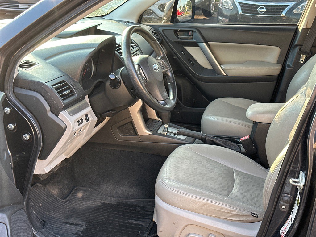 2014 Subaru Forester Image 9