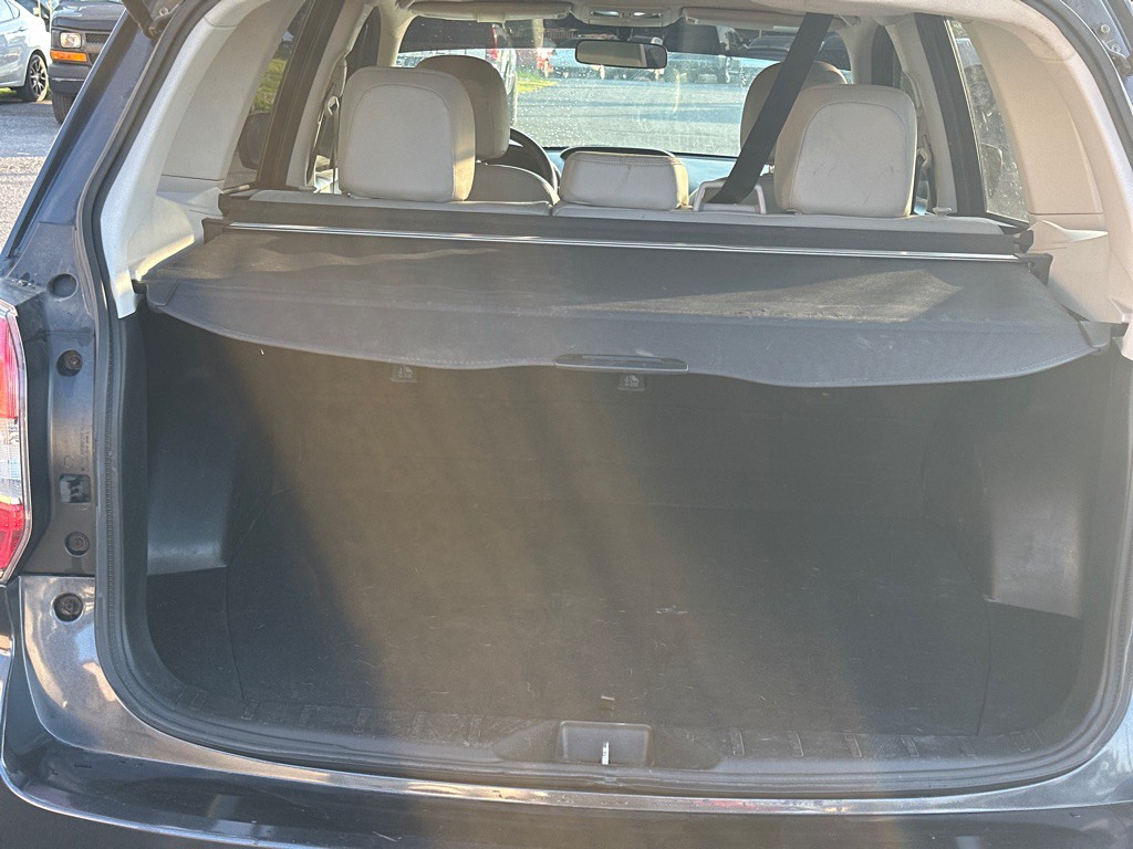 2014 Subaru Forester Image 13