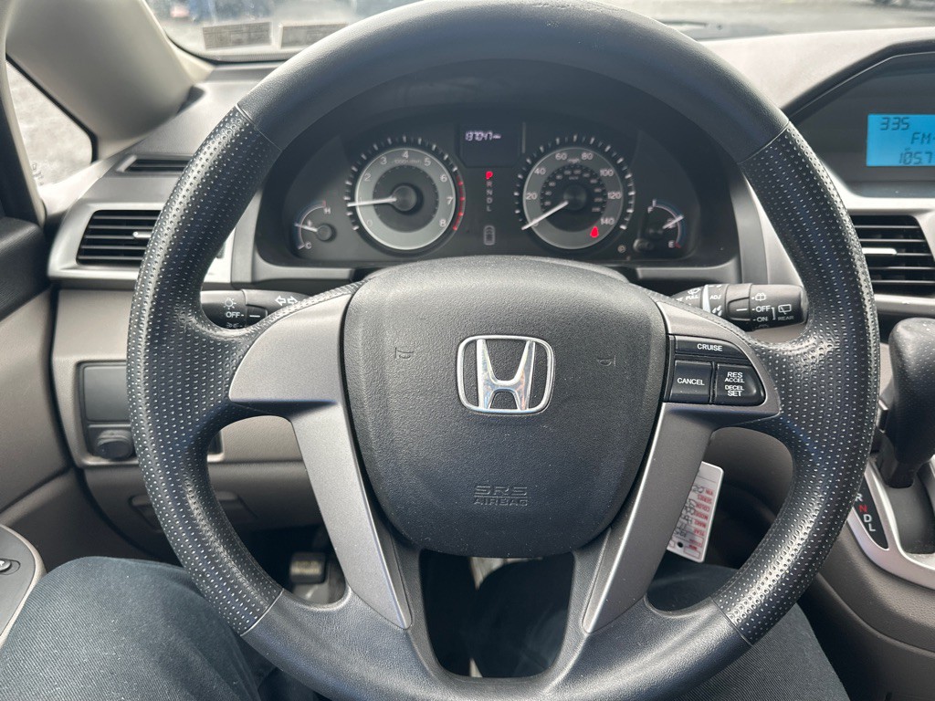 2011 Honda Odyssey Image 18