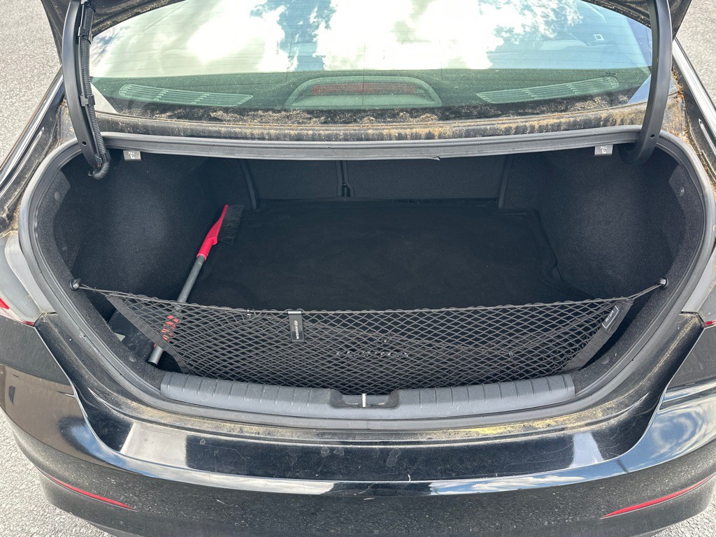 2017 Hyundai Elantra Image 12