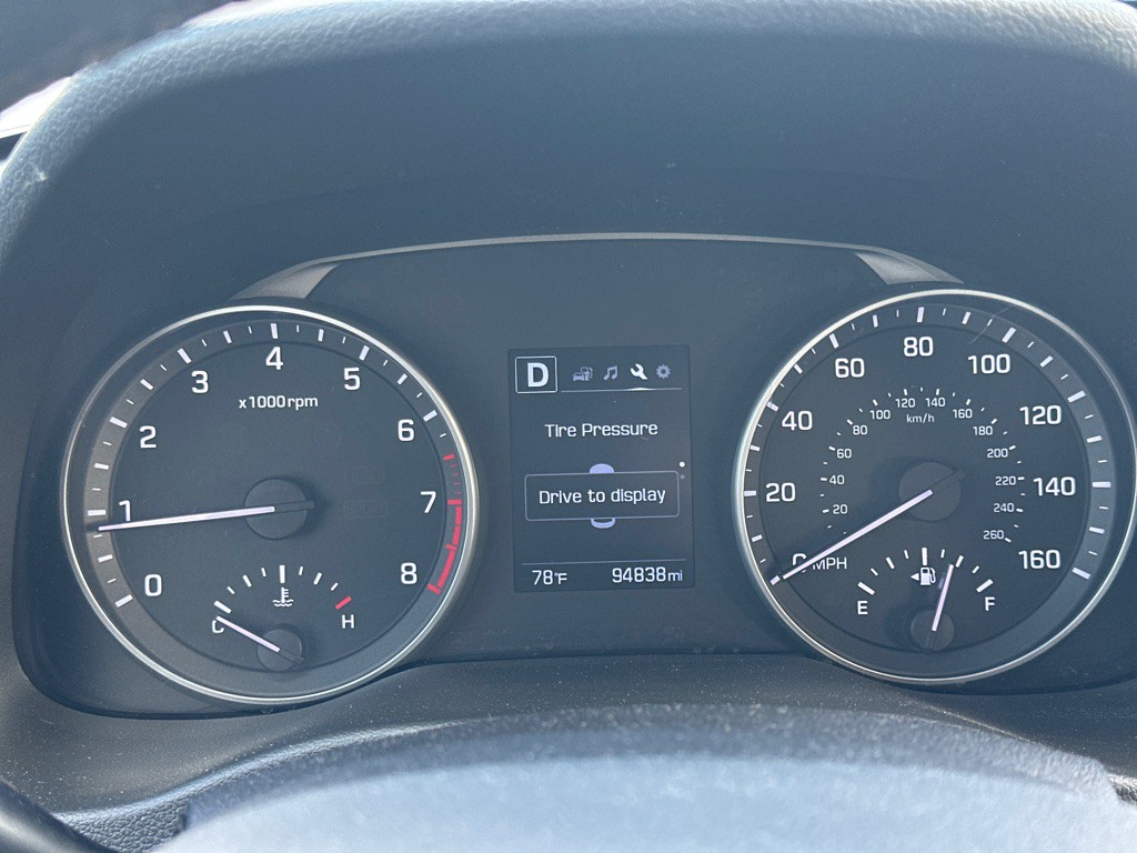 2017 Hyundai Elantra Image 17